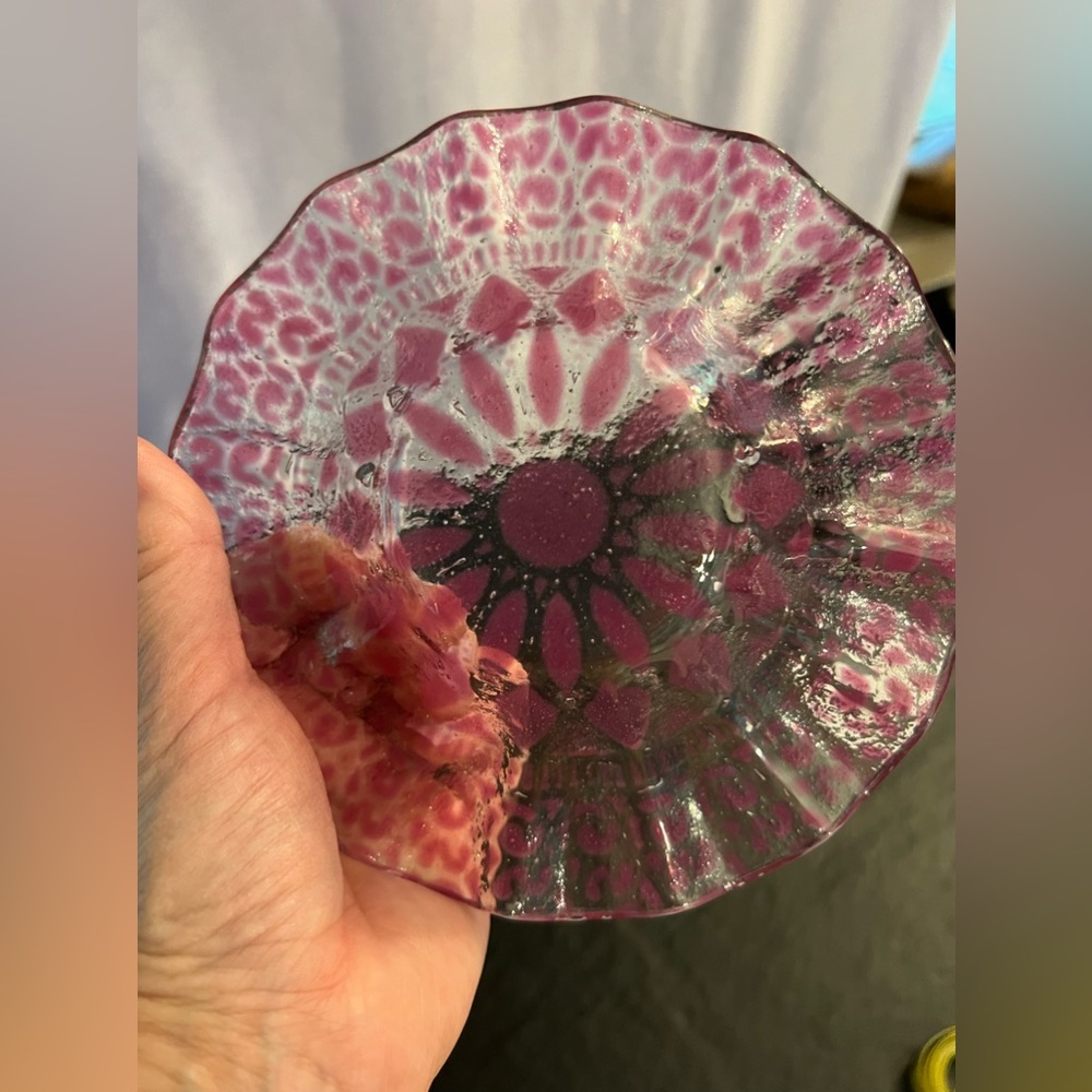 Vintage Sydenstricker fused glass bowl
